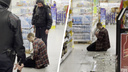 В Новосибирске мужчина устроил погром в супермаркете, а затем порезал себя ножами
