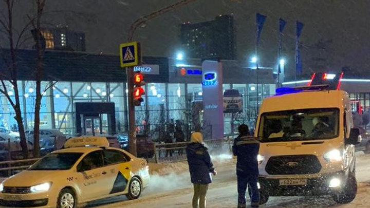 В Екатеринбурге дело водителя «Газели», который пронесся на красный и насмерть сбил человека, отдали в суд