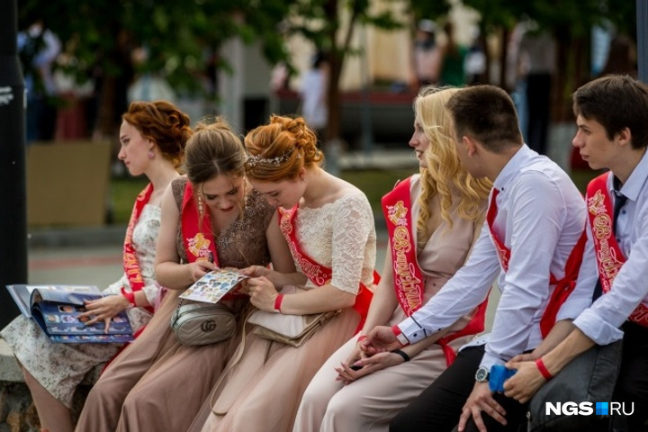 ​В России введут электронные зачетные книжки и студенческие билеты | Югополис