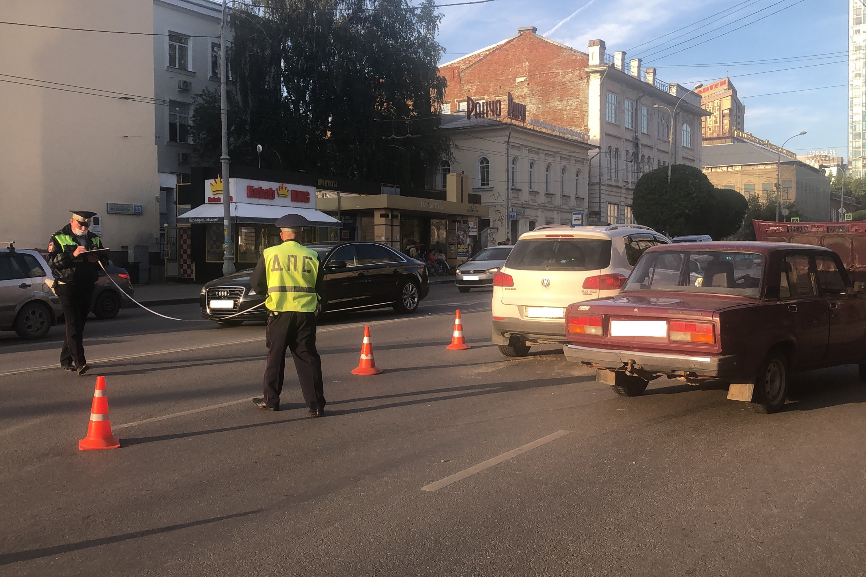 Авария на Малышева Екатеринбург сегодня. Что случилось в екб