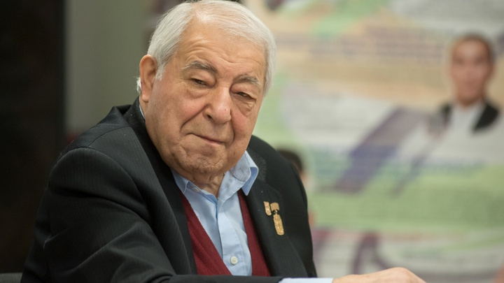 На 88-м году жизни скончался глава Академии борьбы Дмитрий Миндиашвили
