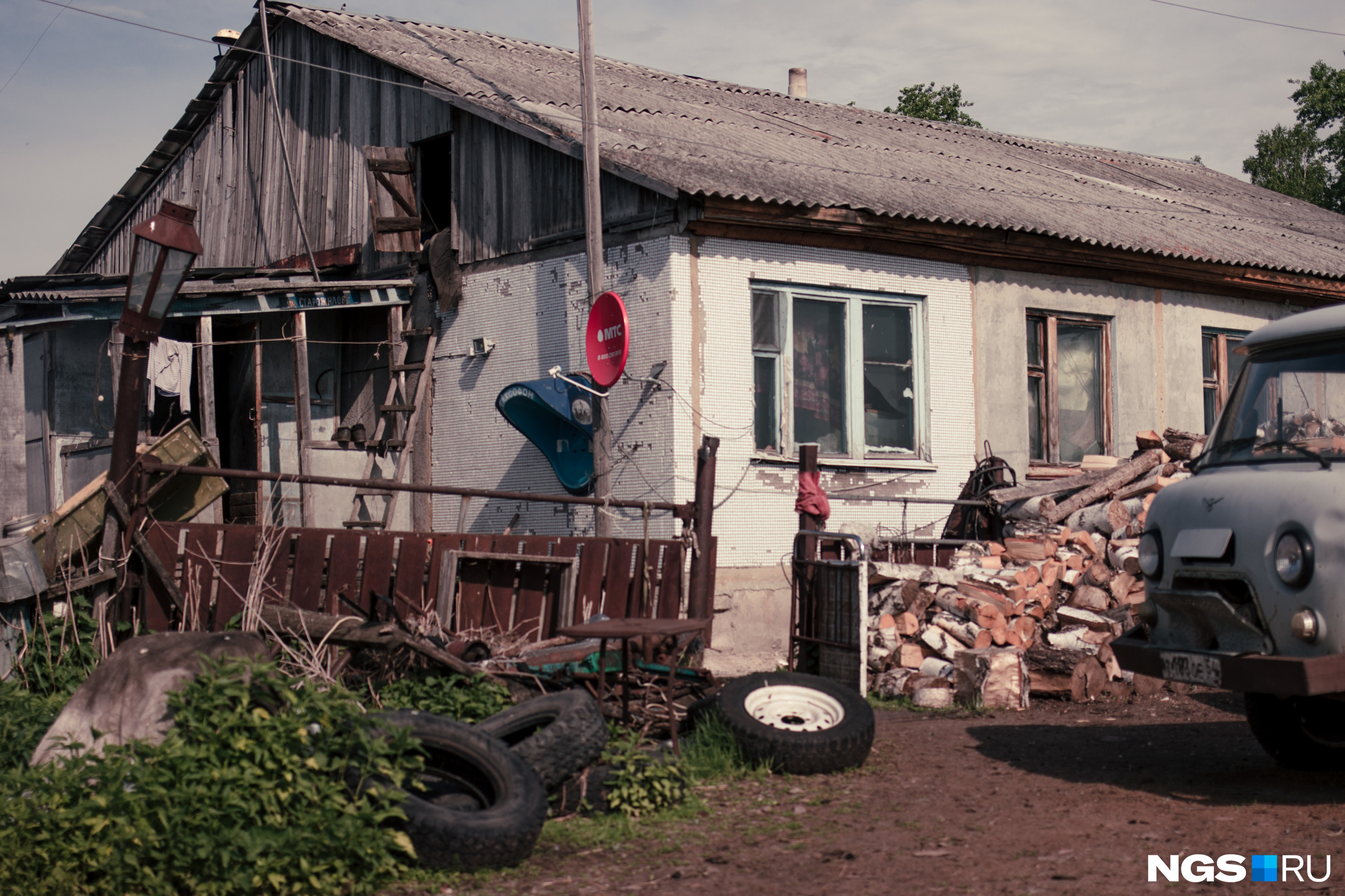 Семья Леонида переехала в Скалу несколько лет назад. Сам мужчина живет во Вдовино в одиночку уже около пяти лет