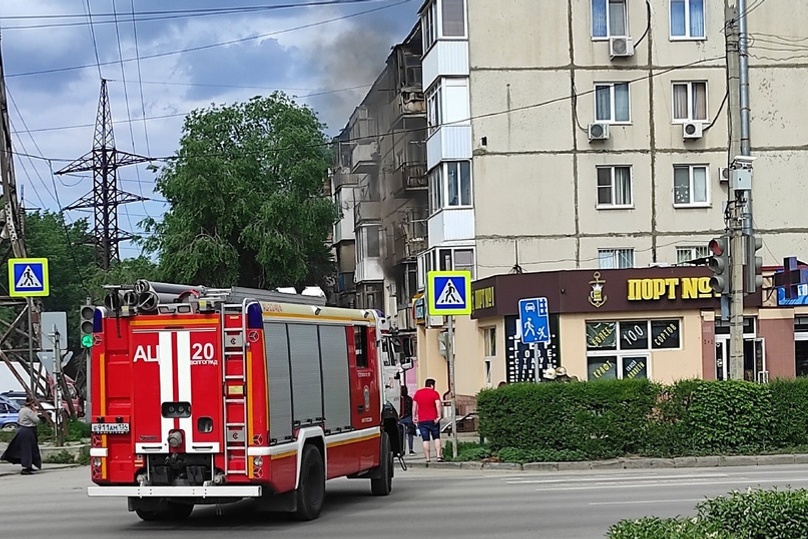 Погода в ворошиловском районе. Волгоградский 73 с 1. О пожаре на Ворошиловском Ростов. Подар Волгоград ТЗР Жолудева 18.