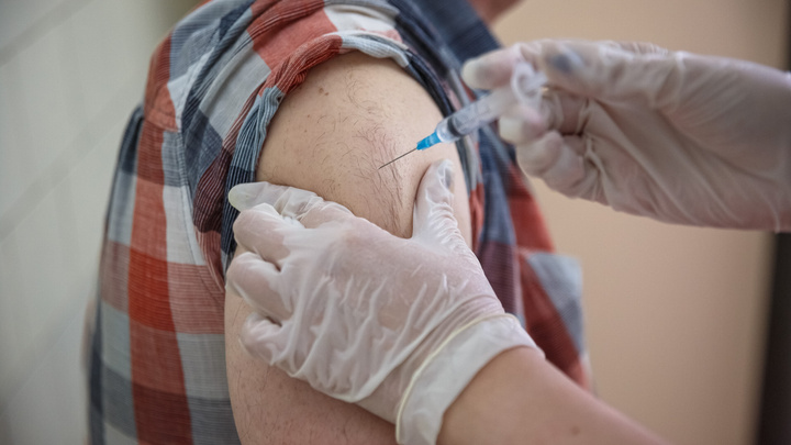 Минздрав Кузбасса назвал условия вакцинации от коронавируса для беременных и кормящих