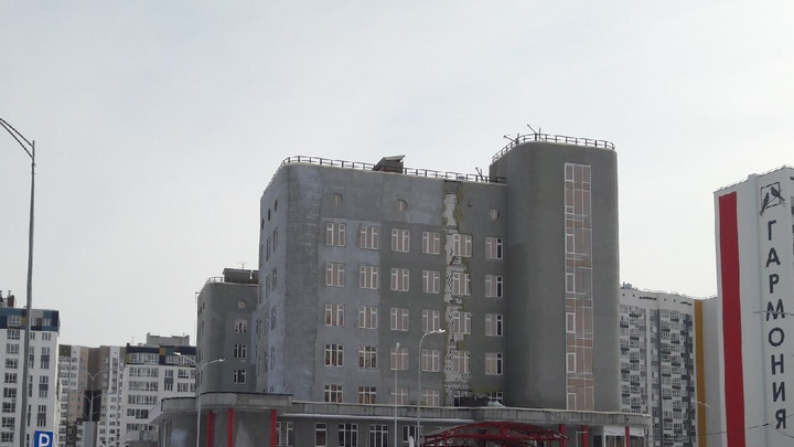 Сроки строительства поликлиники в Ямальском-2 опять перенесли