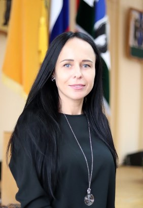 38-летняя Светлана владеет бизнесом и работает депутатом в родном районе 38-летняя Светлана владеет бизнесом и работает депутатом в родном районе