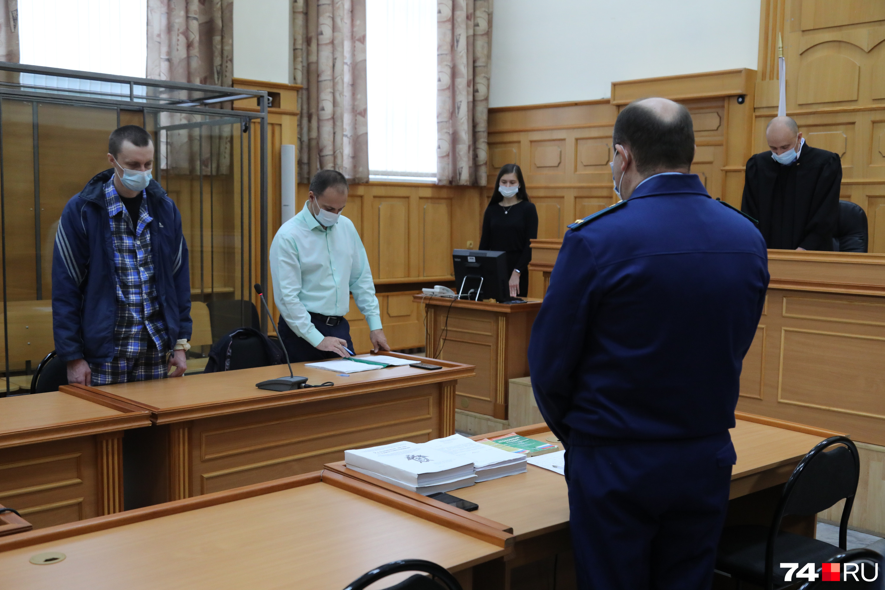 Суд после изучения материалов дела, в том числе результатов экспертизы, пришел к выводу, что Алексеев опасен для самого себя и окружающих Суд после изучения материалов дела, в том числе результатов экспертизы, пришел к выводу, что Алексеев опасен для самого себя и окружающих