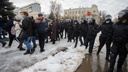 Участников несанкционированного шествия в Волгограде отбросили к улице Краснознаменской