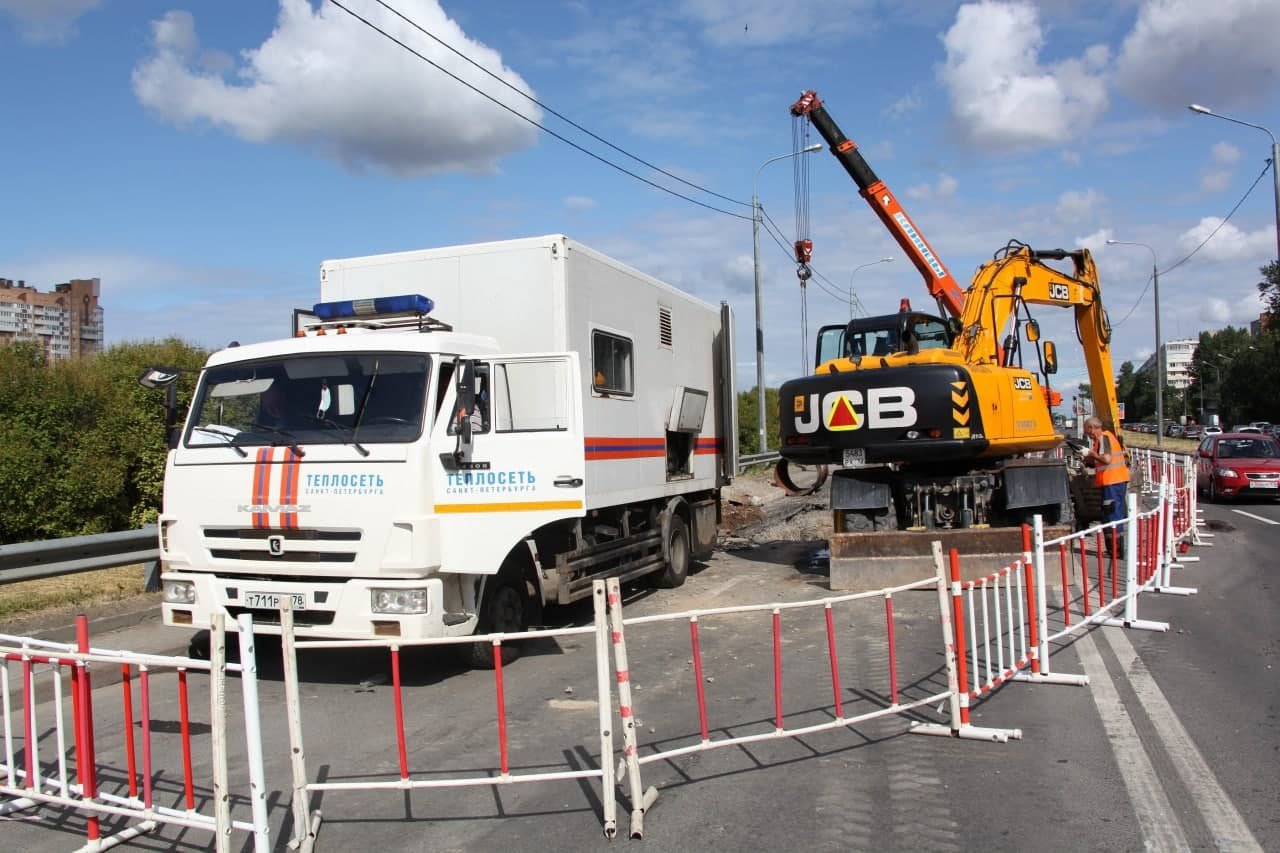 На белградской прорвало трубу