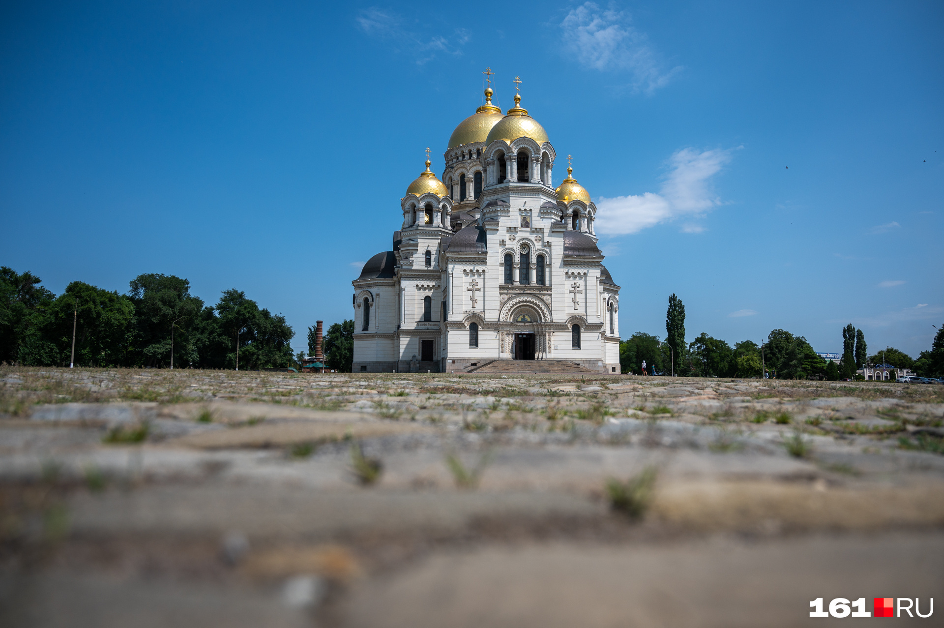 Новочеркасский собор ночью с подсветкой