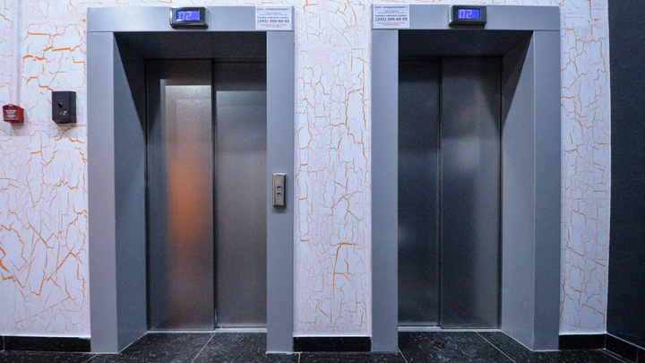 «У многих нет резерва запчастей». Что будет с ремонтами лифтов после ухода иностранных компаний