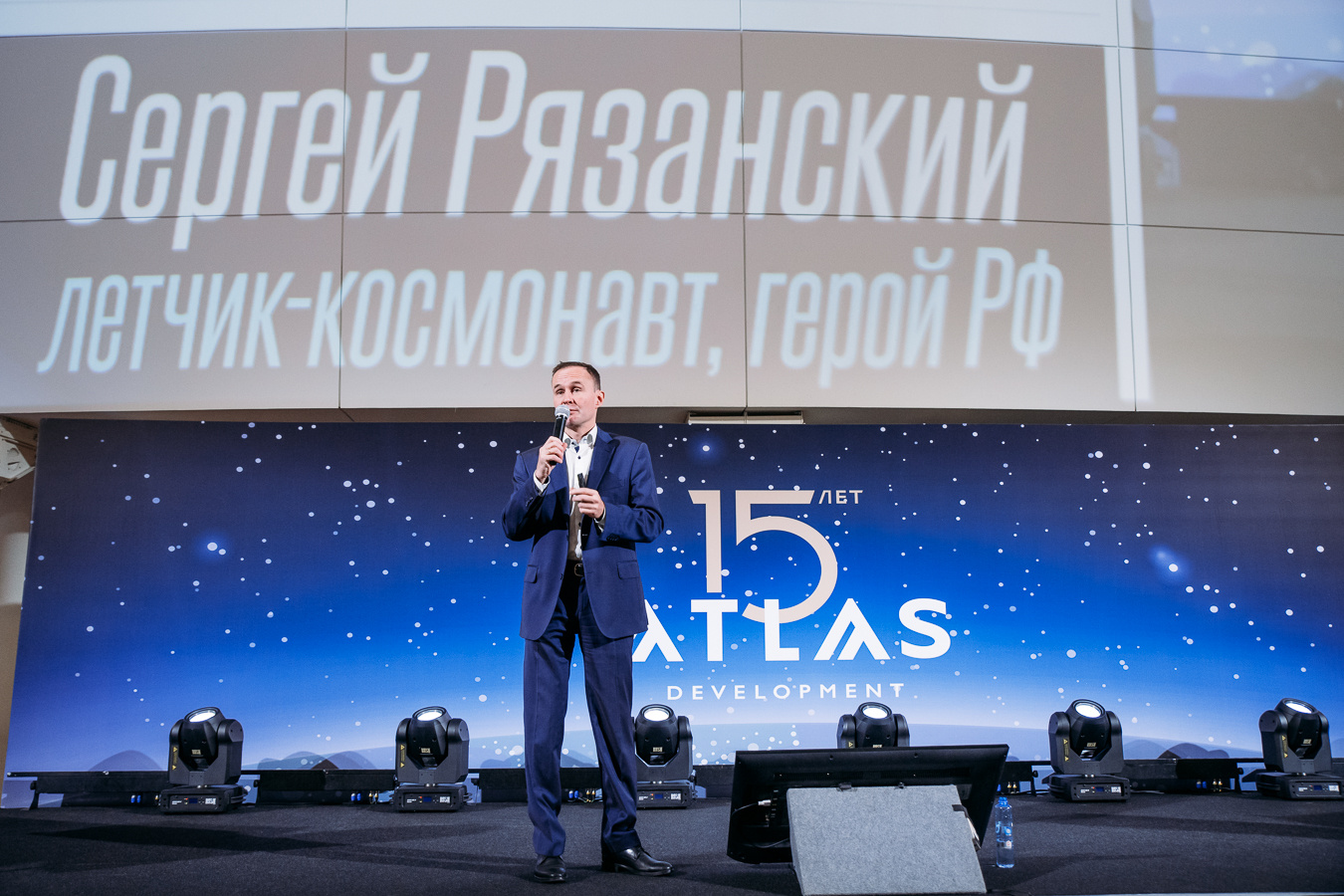 Сергей Рязанский совершил четыре выхода в открытый космос, а сейчас он вдохновляет и мотивирует уральских студентов