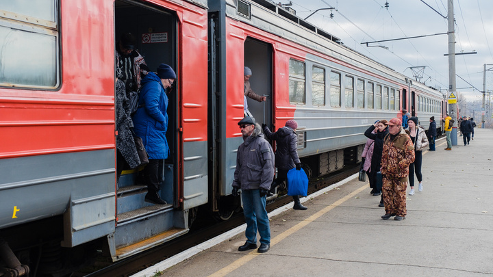 В Перми на время ноябрьских праздников изменят расписание пригородных поездов