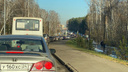 Красноярцы устроили пробку на Биатлонной, пытаясь попасть на новую канатную дорогу на Сопке