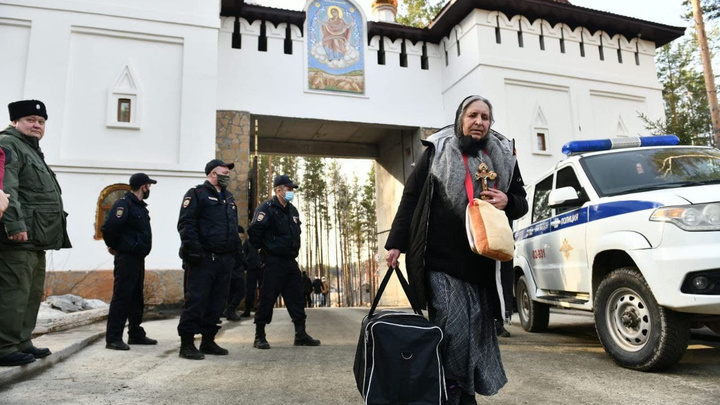 В епархии впервые высказались о полном расселении Среднеуральского монастыря