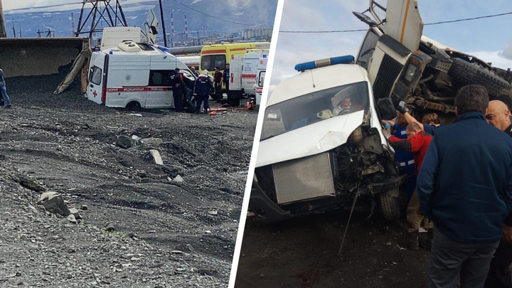 В Норильске водитель грузовика со щебнем подмял под себя машину скорой