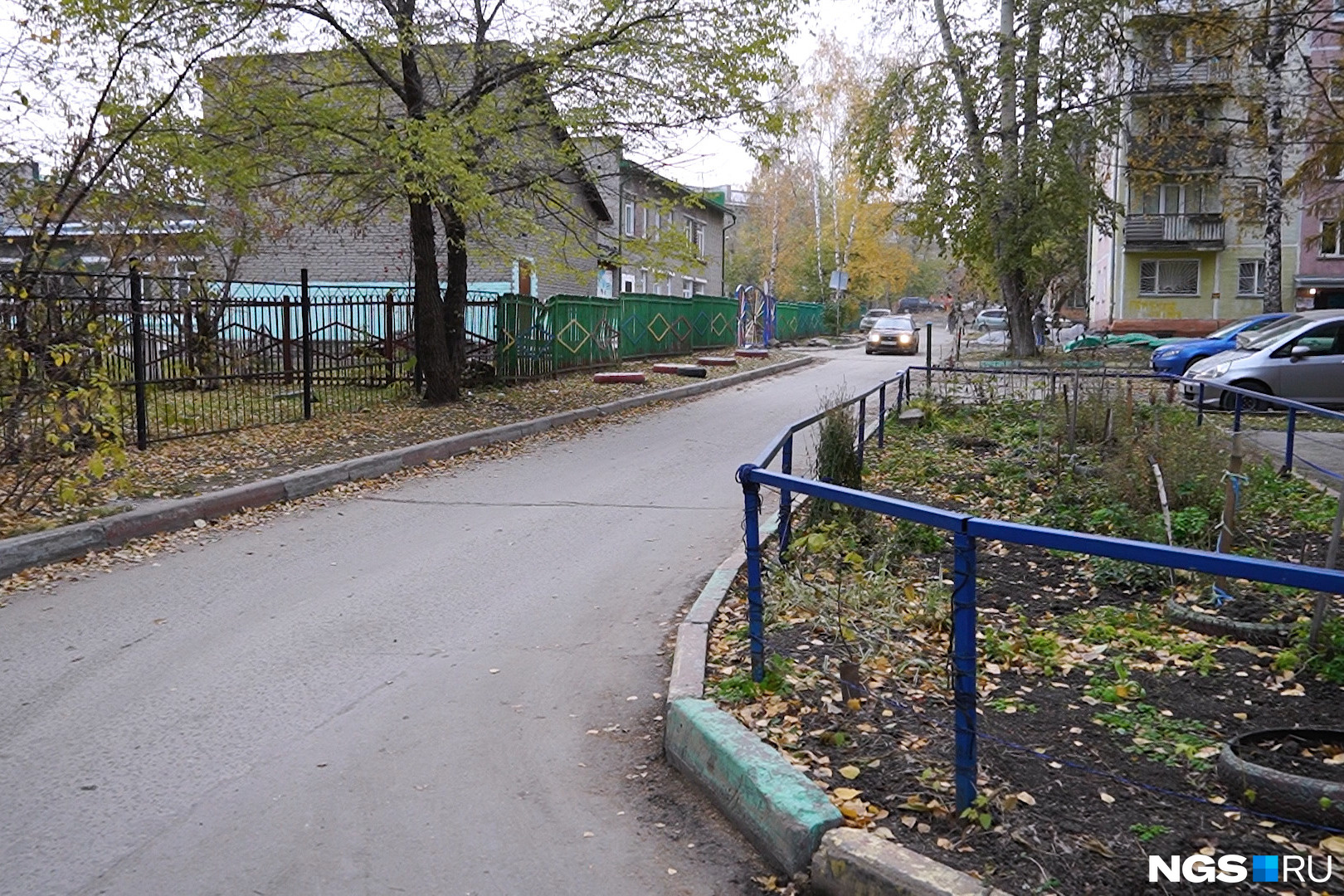 Водителю нужно было проехать всего на 100 метров дальше по дороге на Республиканской, затем проехать вдоль детского сада и школы. Дальше прямая дорога до нужного дома Водителю нужно было проехать всего на 100 метров дальше по дороге на Республиканской, затем проехать вдоль детского сада и школы. Дальше прямая дорога до нужного дома