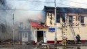 Тушили более восьми часов: фоторепортаж с пожара в «Девичьей башне» в Соломбале