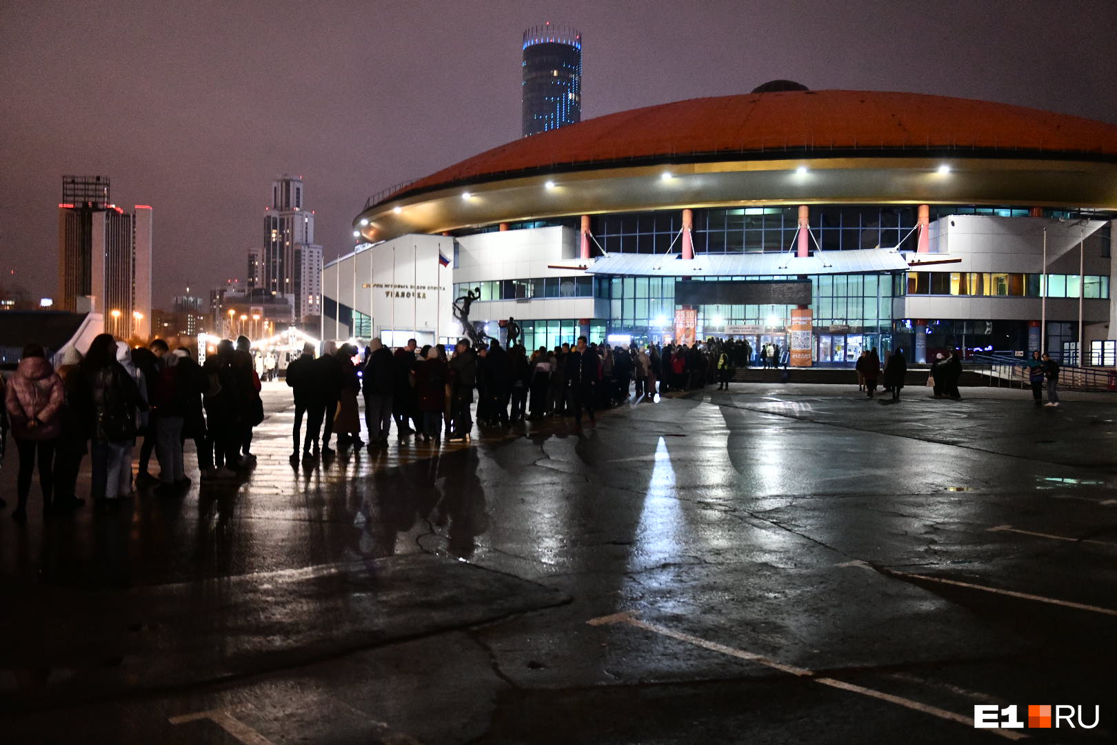 дыбенко 22 07 2021. екатеринбург 23 октября. трасса екатеринбург тюмень дтп. екатеринбург 23 октября. Disco elysium october 2022.