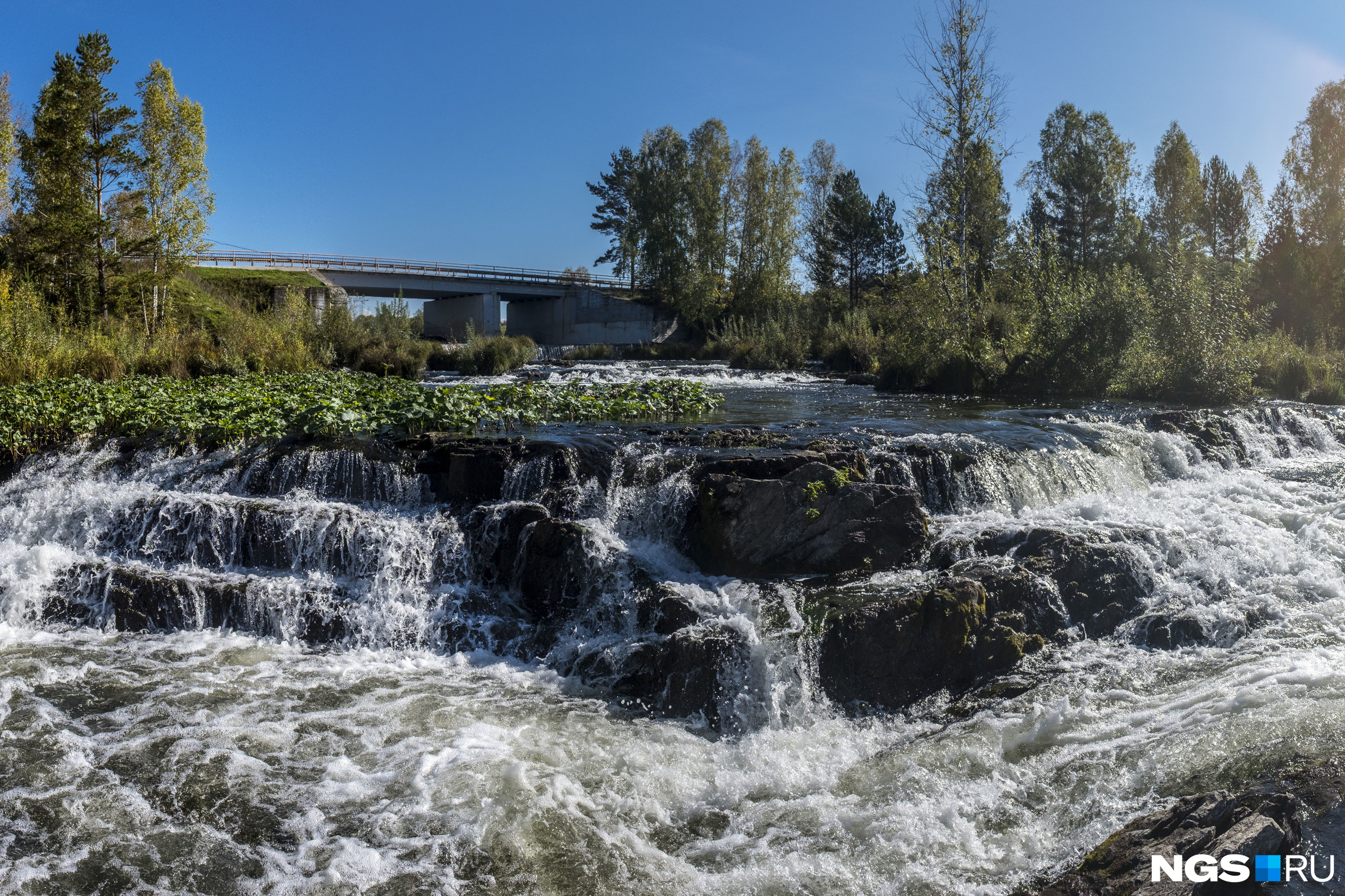 Душ в виде водопада