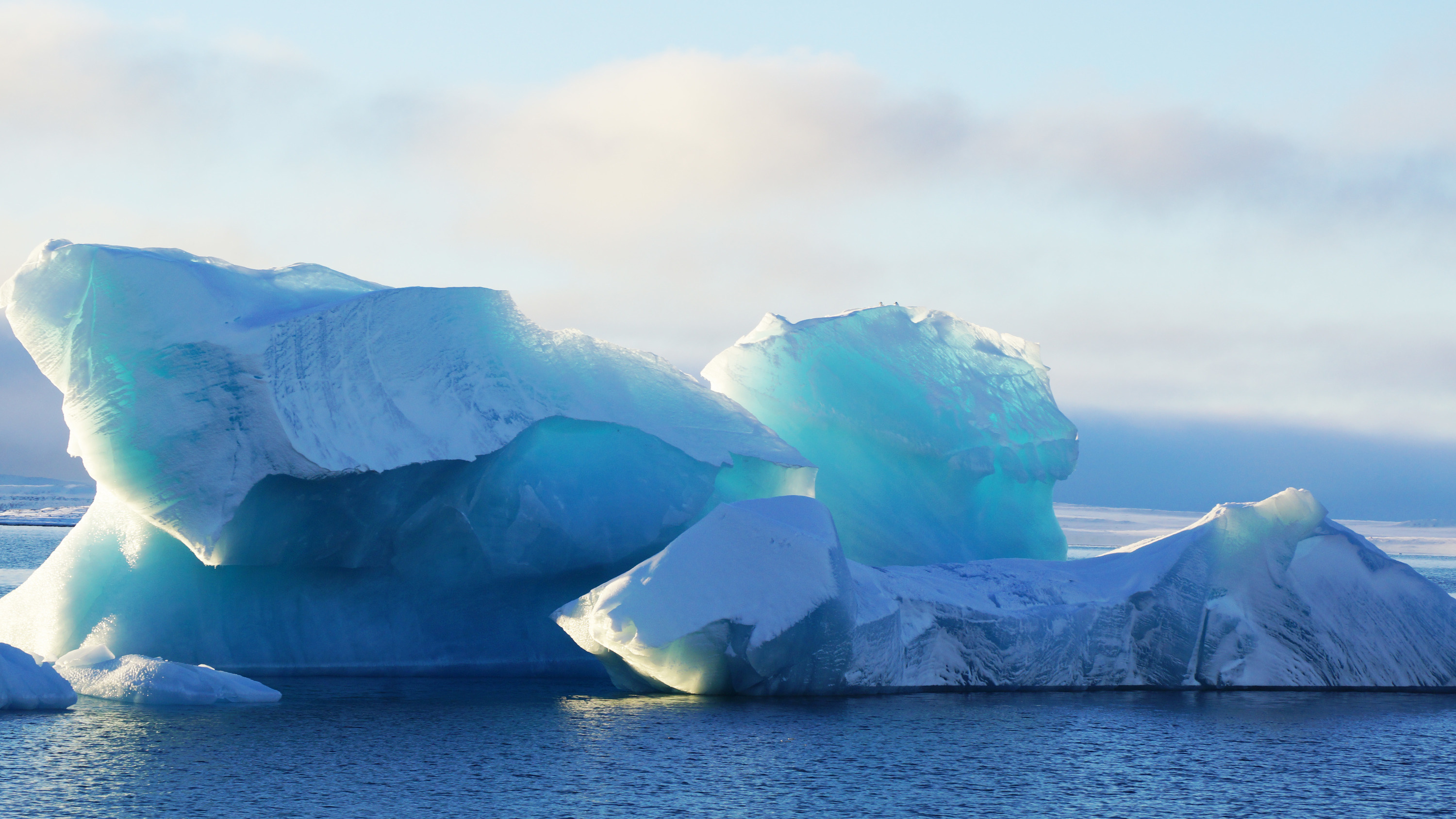 Айсберги арктических пустынь