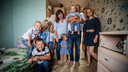 «Любаша проснулась бледненькой»: мама <nobr class="_">10 детей</nobr> из Новосибирска узнала о страшном диагнозе дочери