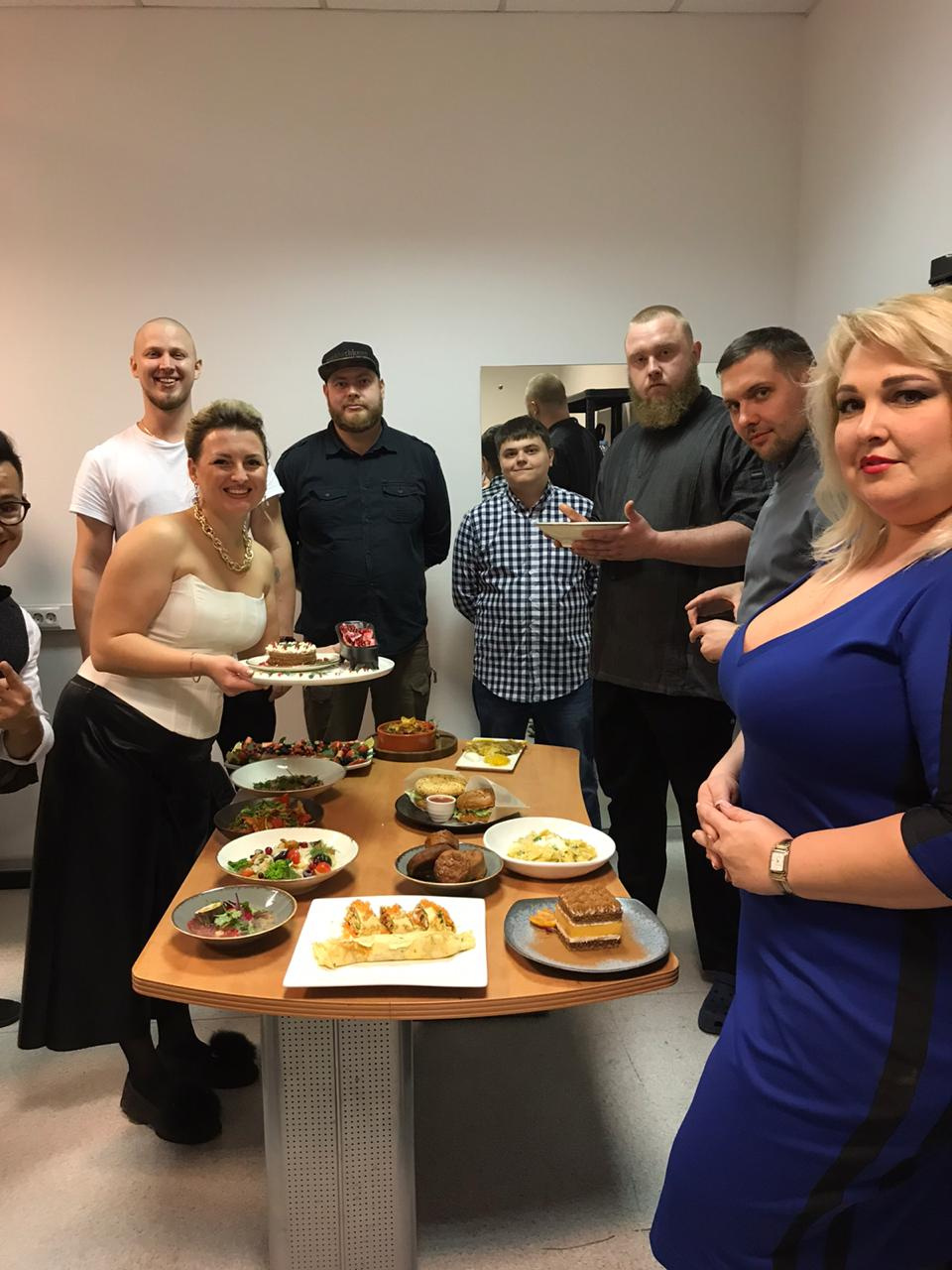 Закулисье съемок. По словам сибирячки, съемочный день длился около <nobr часов</nobr></p><p>