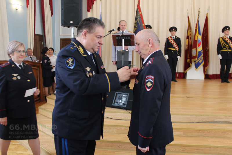 Полковник Курбанов был награжден медалью МВД