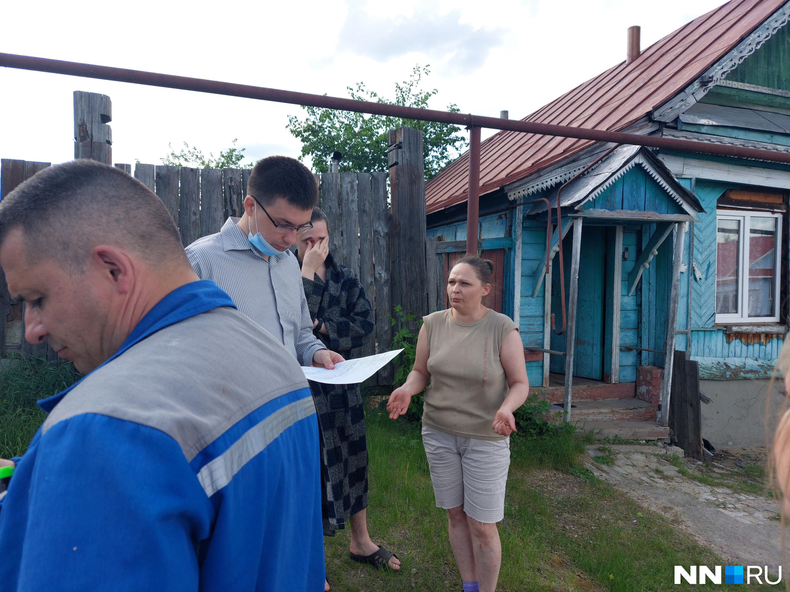 Елена Одиноких не понимает, откуда у нее образовался долг за свет в почти <nobr class="_">300 тысяч</nobr> рублей Елена Одиноких не понимает, откуда у нее образовался долг за свет в почти <nobr class="_">300 тысяч</nobr> рублей