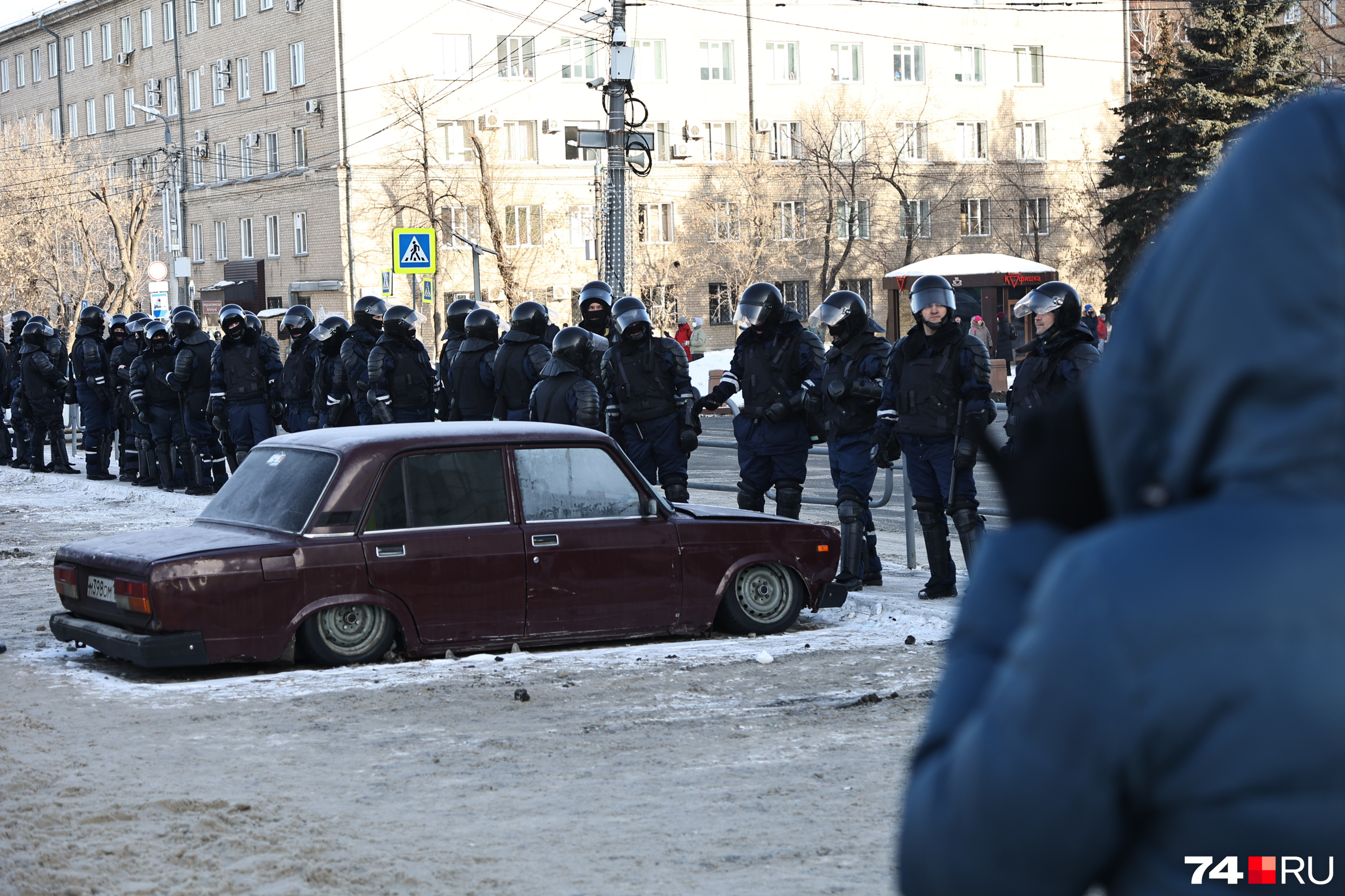 А здесь и вовсе плотное кольцо А здесь и вовсе плотное кольцо
