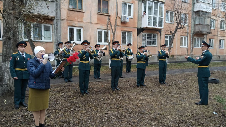 В Красноярске начали поздравлять ветеранов Великой Отечественной войны
