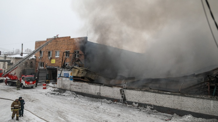 Страховщики озвучили сумму страхования сгоревшего склада «Автотрейд»