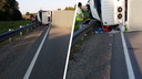 Водителя придавило кабиной грузовика во время аварии на новосибирской <nobr class="_">трассе —</nobr> фото с места происшествия
