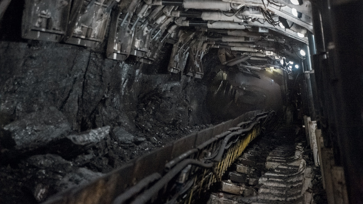 Ростехнадзор приостановил работы на 8 угольных предприятиях Кузбасса