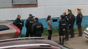 В подвале магазина «Петровский» в Архангельске нашли труп мужчины. Следком проводит проверку