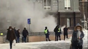 В центре Челябинска после взрыва газа загорелся подземный переход