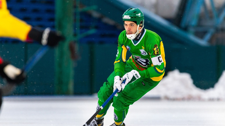 Капитан архангельского «Водника» признан самым ценным игроком чемпионата России по хоккею с мячом