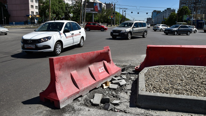 Прокуратура начала проверку по ремонту Комсомольского проспекта в Челябинске