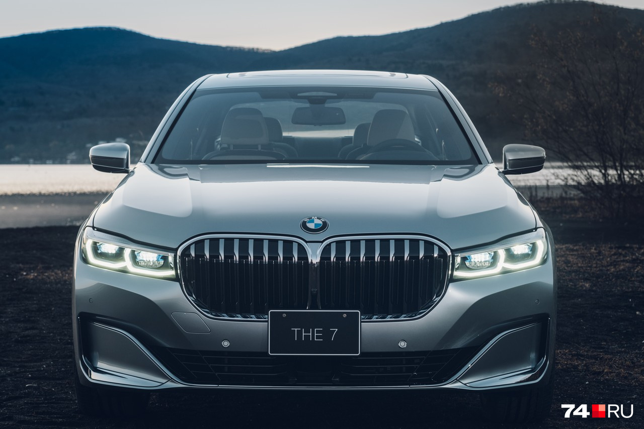 Отвлекаясь от темы кроссоверов — на BMW <nobr class="_">7-й</nobr> серии они смотрятся еще страннее Отвлекаясь от темы кроссоверов — на BMW <nobr class="_">7-й</nobr> серии они смотрятся еще страннее