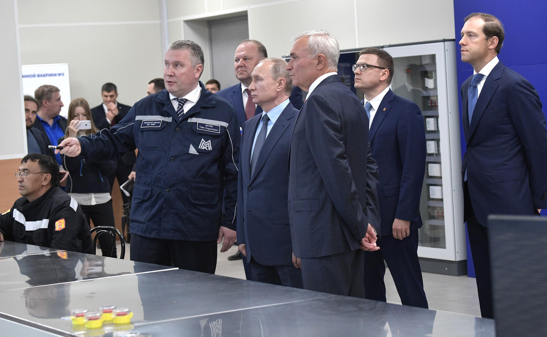 Фото сделано 19 июля 2019 года. Владимир Путин вводит в эксплуатацию новую аглофабрику Магнитогорского металлургического комбината