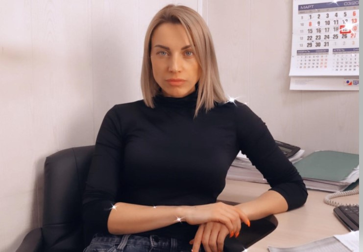 Виктория мечтала съехать из коммунальной квартиры, она купила отдельное жилье, теперь продает комнату Виктория мечтала съехать из коммунальной квартиры, она купила отдельное жилье, теперь продает комнату
