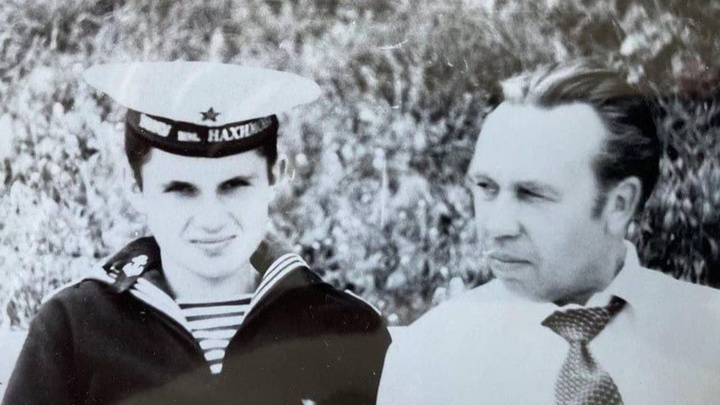 Сергей Цивилёв показал архивные фото со своим отцом. Смотрите, как выглядел губернатор раньше