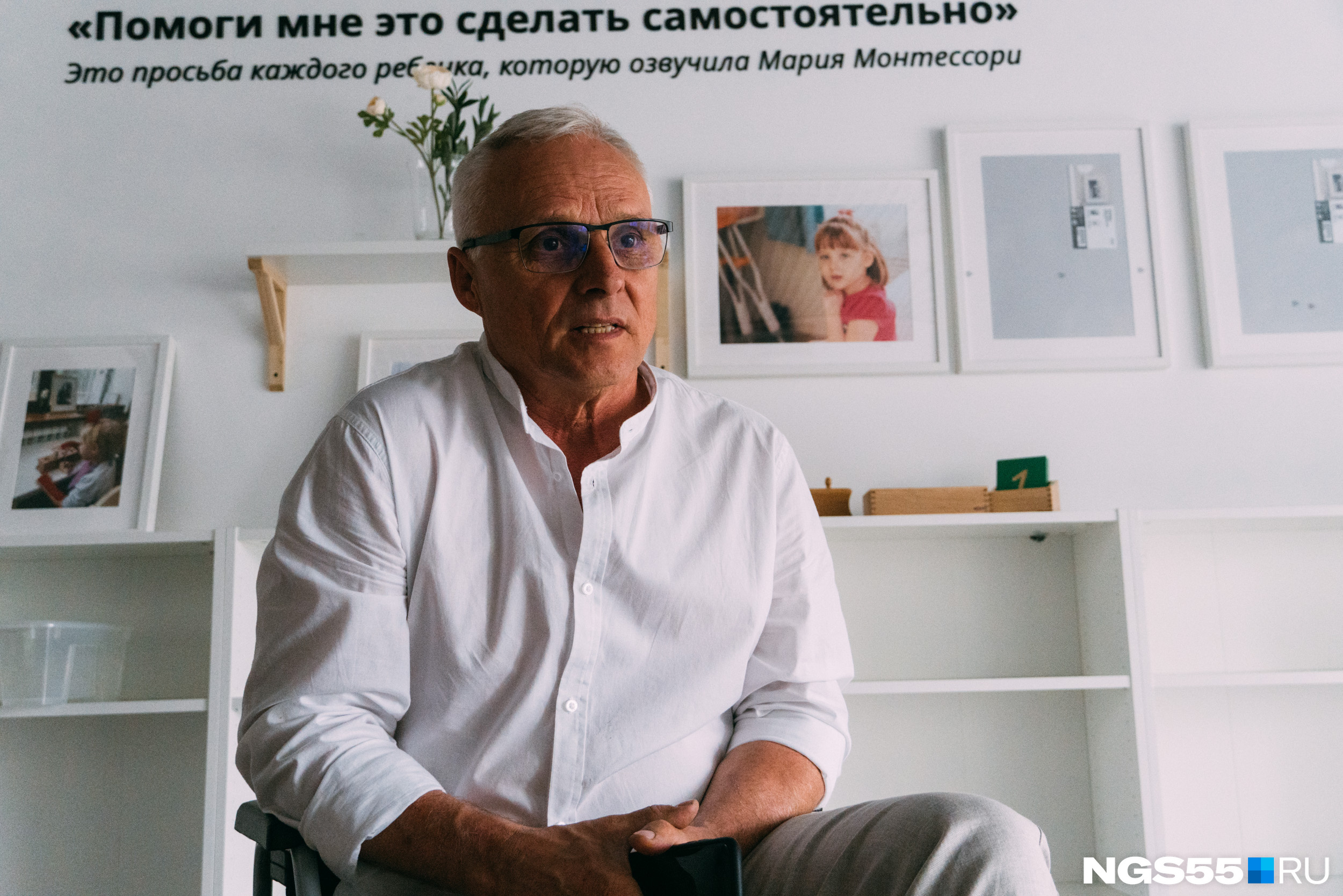 Глава благотворительного фонда «Радуга» Валерий Евстигнеев рассказал, как проходил ремонт коттеджа