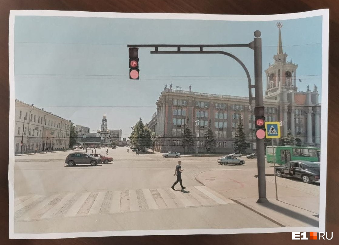 Такие светофорные стойки скоро появятся в центре Екатеринбурга