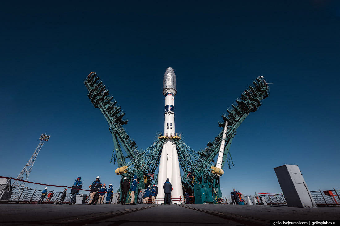 Ракету со станцией «Луна-25» вывезли на стартовый стол «Восточного»
