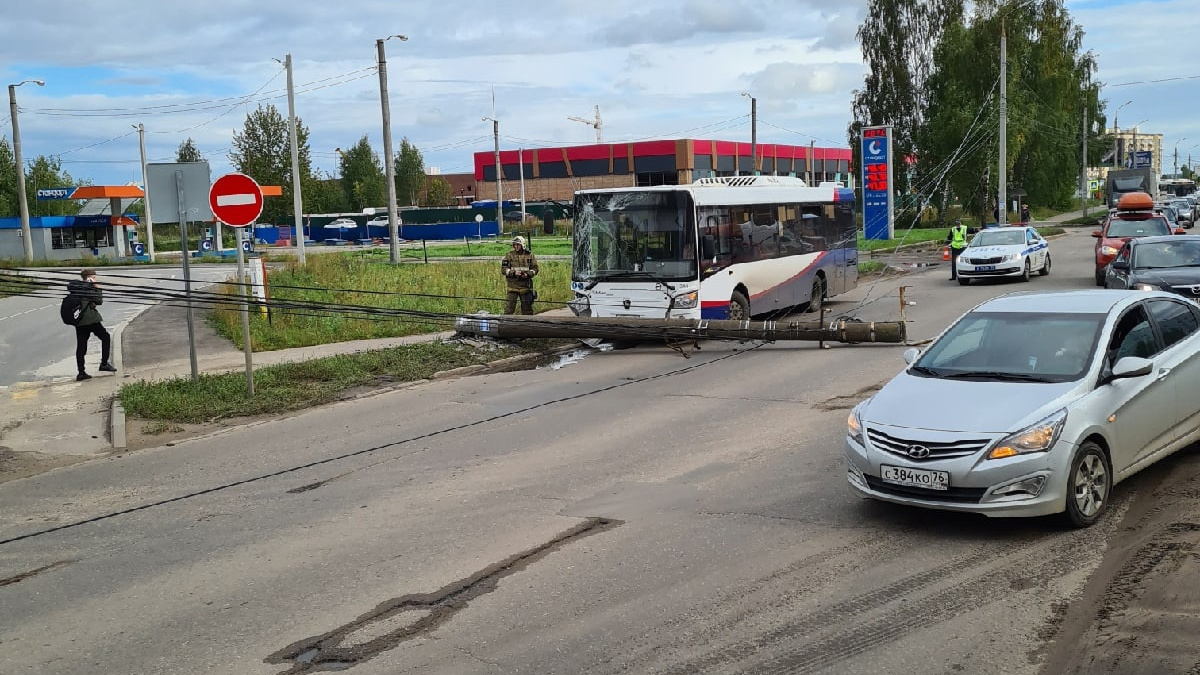 Мэр рыбинска попал в дтп