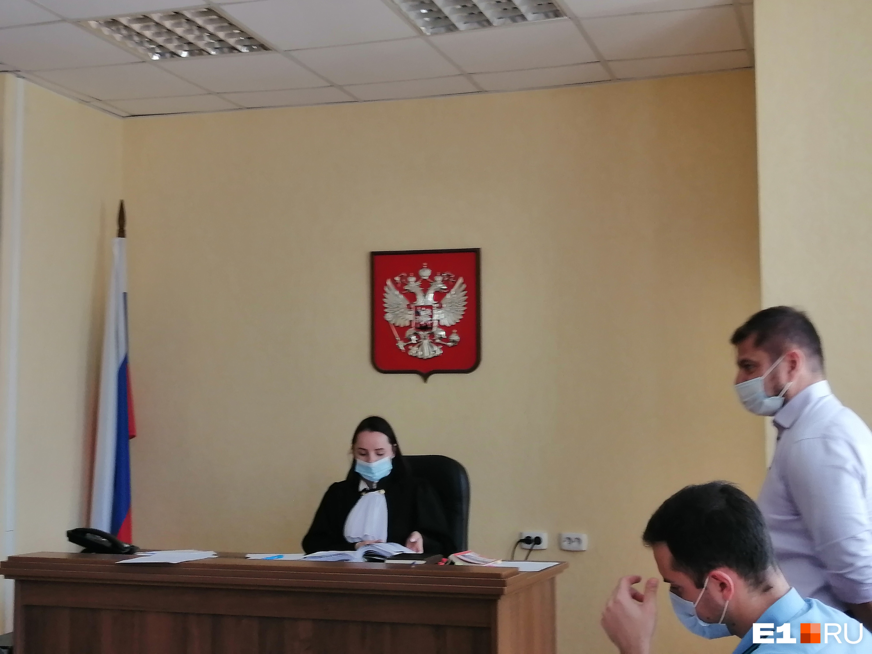 Допросили президента мотоклуба «Черные ножи» Вадима Хайруллина в суде. 8  июля 2021 года - 9 июля 2021 - e1.ru