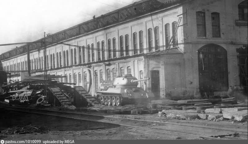 Т-34 на Красном Сормове, 1945