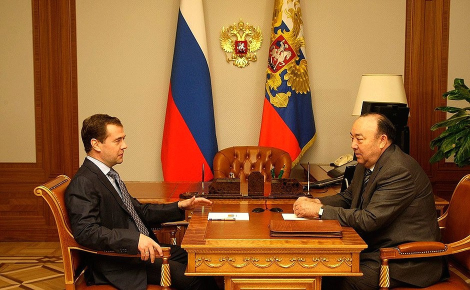 Муртаза Рахимов на встрече с президентом России Дмитрием Медведевым, 2010 год