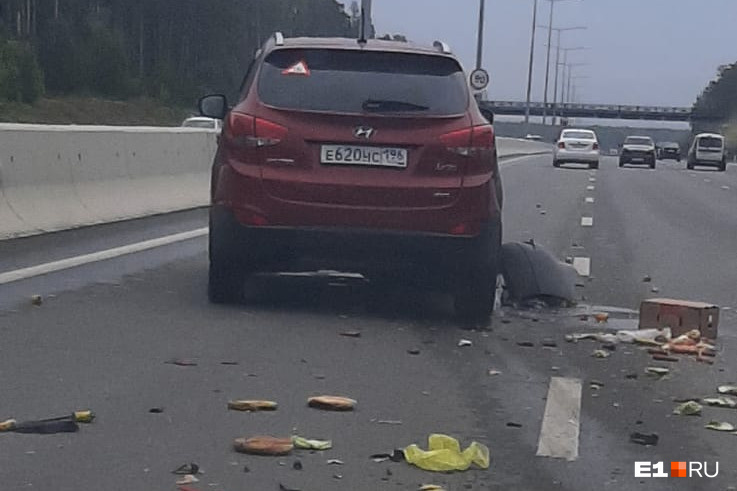 Hyundai удар пришелся в бок Hyundai удар пришелся в бок